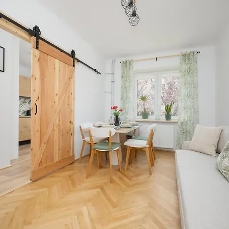 Spacious Apartment For 6 People Near The Old Town By Noclegi Renters Warszawa Eksteriør bilde