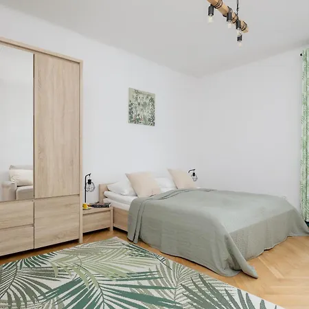 Spacious Apartment For 6 People Near The Old Town By Noclegi Renters Warszawa Eksteriør bilde